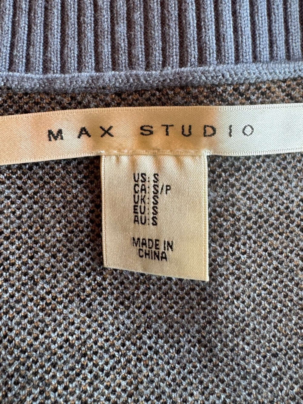 Max Studio Light Blue Plaid V-Neck Sweater with Tan and Black Accents small EUC - Picture 7 of 8